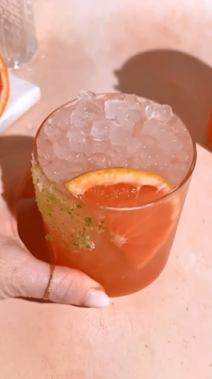 Cannabis Paloma