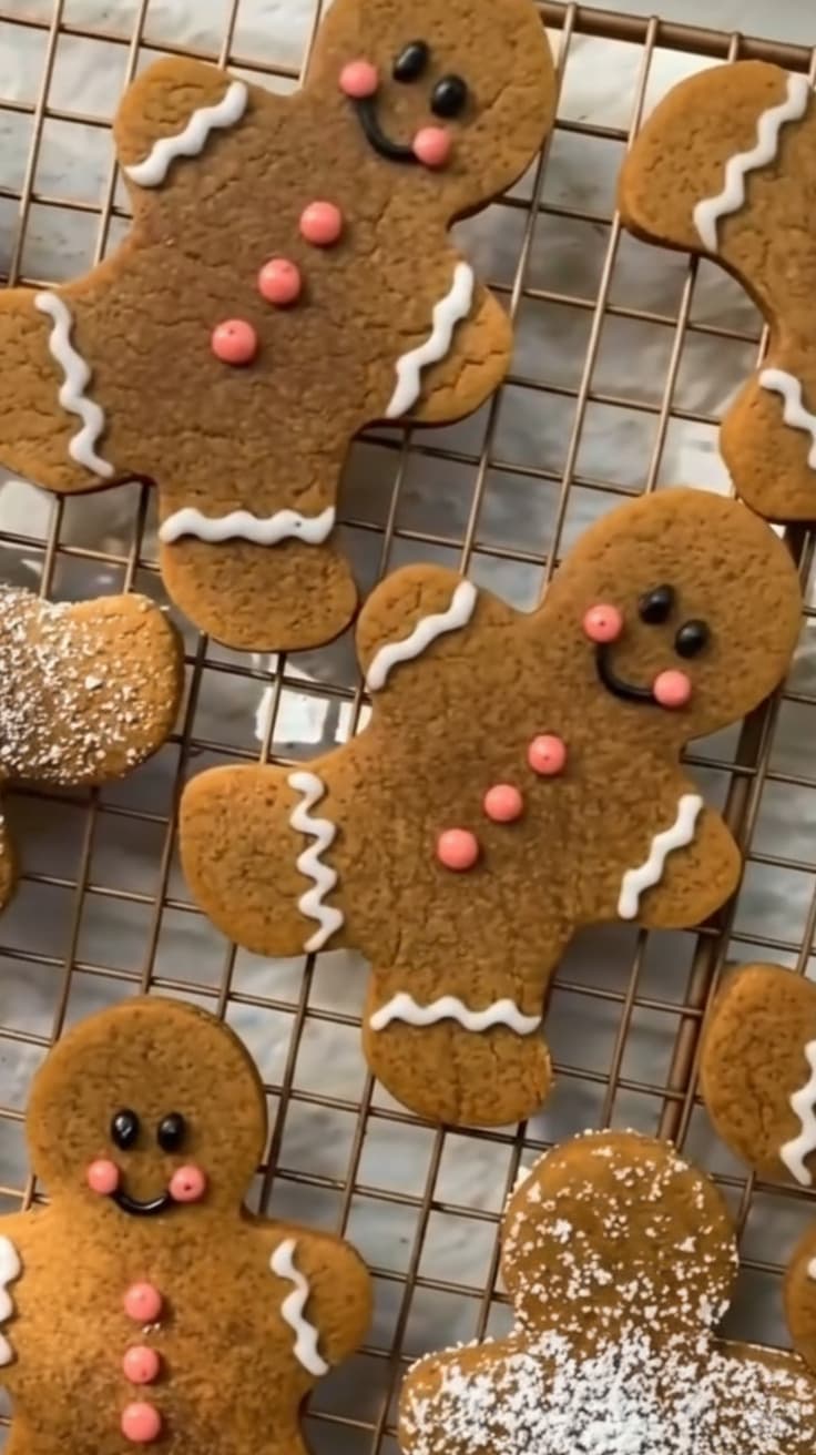 Marijuana Gingerbread Cookies